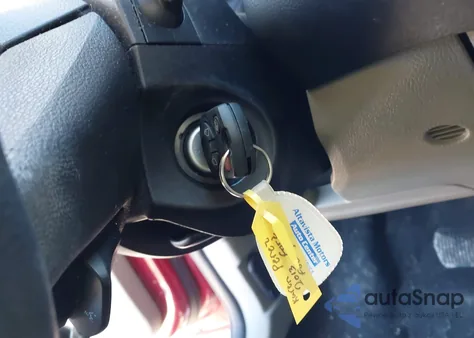 2013 Ford Focus Se z USA, uszkodzony, nr VIN 1FADP3F26DL148977